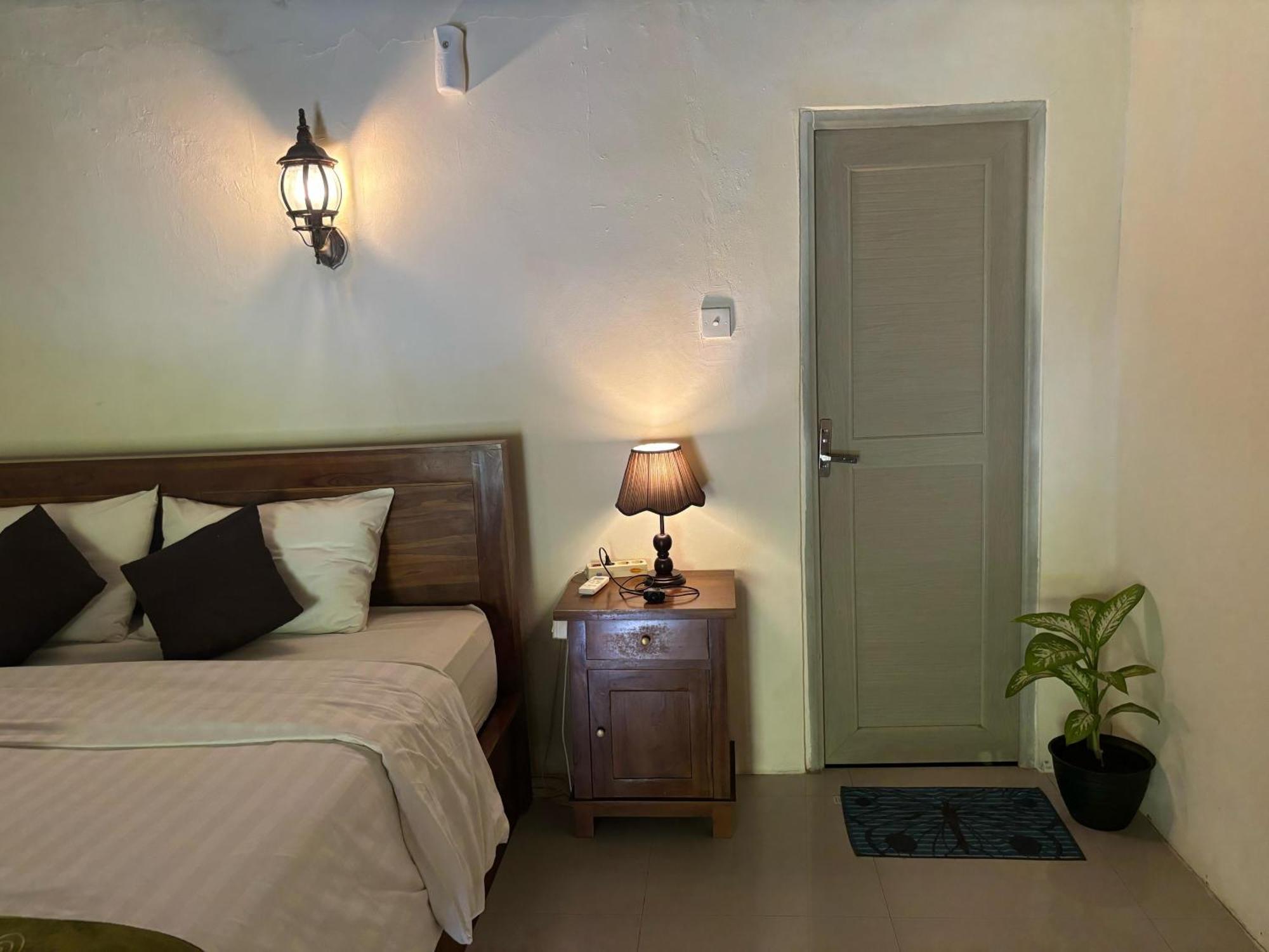 Kubu Artha Bungalow Nusa Penida Ped Экстерьер фото